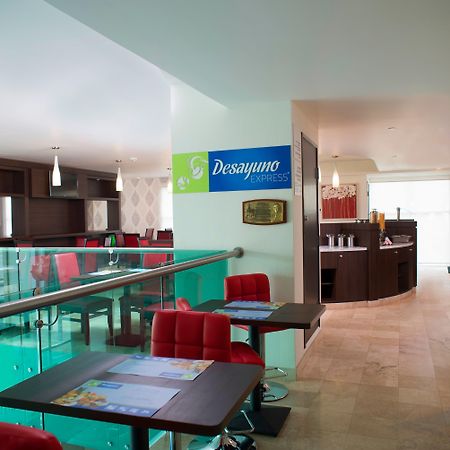 Holiday Inn Express & Suites Queretaro By Ihg Eksteriør billede